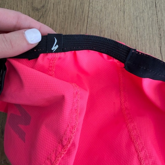 Specialized Deflect UV Cycling Cap Neon Pink size S/M